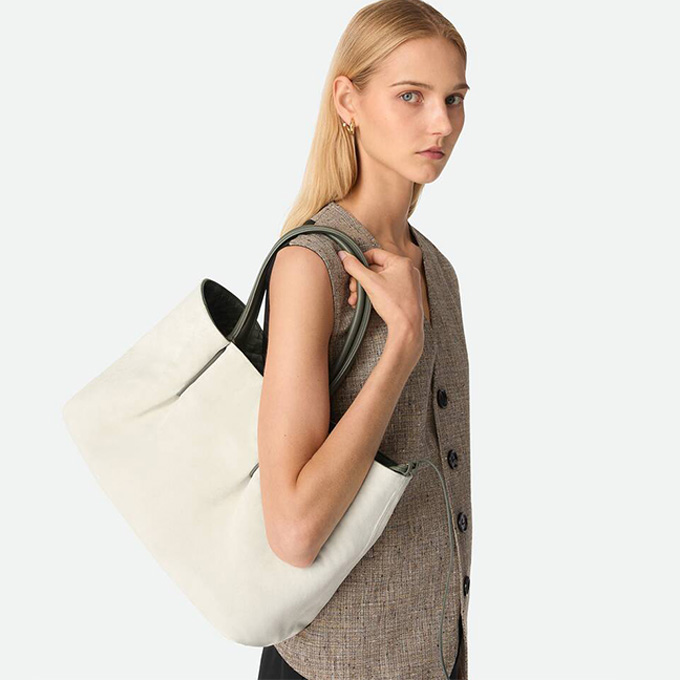 bottega veneta medium pinacoteca intrecciato reversible leather tote bag #817166